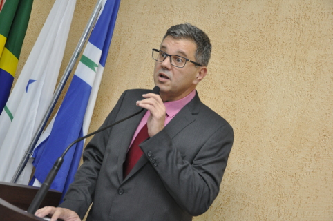 Após pedido do Dr. Marcelo Rossi, rede pública deverá ter geriatra
