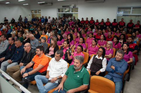 Câmara homenageia cidadãos por atuação na prevenção ao uso de drogas