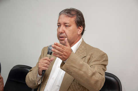 Wagner Barbosa cobra prefeitura para implantação da Fatec