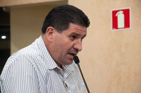 Helder do Táxi questiona destino dos recursos do FUNDEB