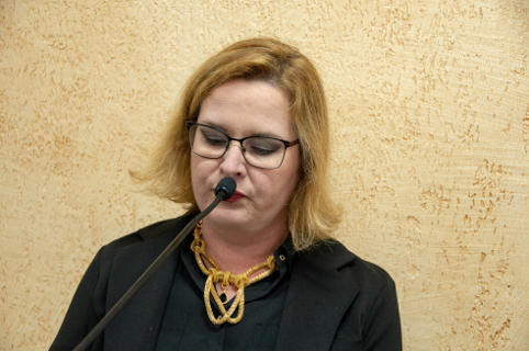 Intervenção precoce para crianças que apresentam atraso no desenvolvimento é tema de Tribuna Livre