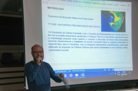 Diretoria de Ensino e Câmara fazem reunião preparatória para I Seminário de Grêmios Estudantis 