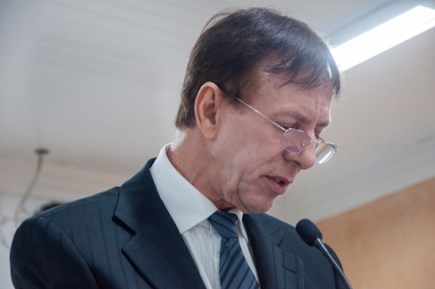 Estabelecimentos serão obrigados a disponibilizar fraldário em banheiro masculino 