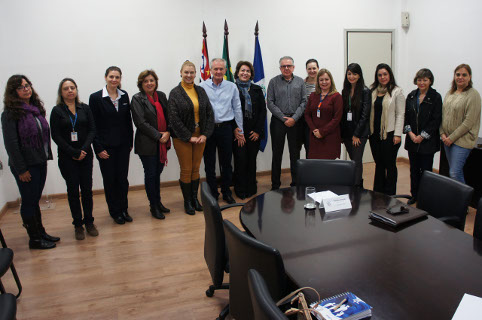 Integrantes tomam posse do Comitê Municipal de Aleitamento Materno