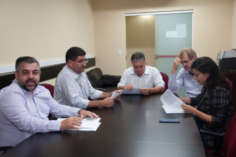Próxima sessão terá sete projetos em votação