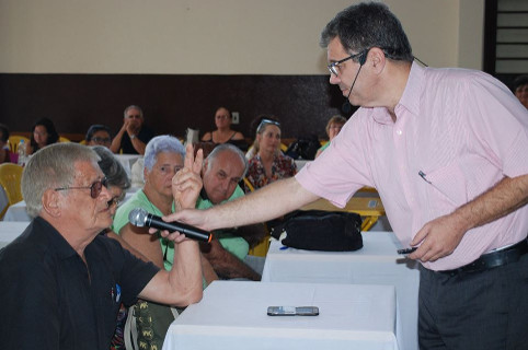 Conscientização sobre envelhecimento ajuda resgatar autoestima dos idosos