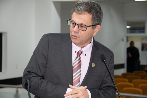 Vacina contra meningite está em falta e Dr. Marcelo Rossi cobra o governo