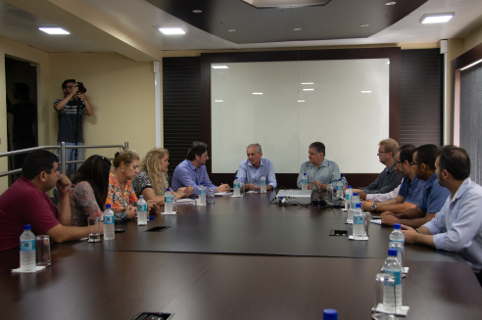Vereadores ouvem prefeito sobre Lei Orçamentária Anual