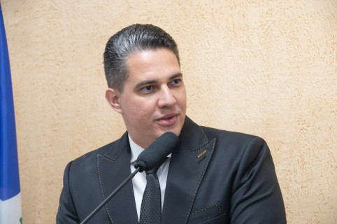 Vereador Anderson Pereira retoma mandato na Câmara de Limeira