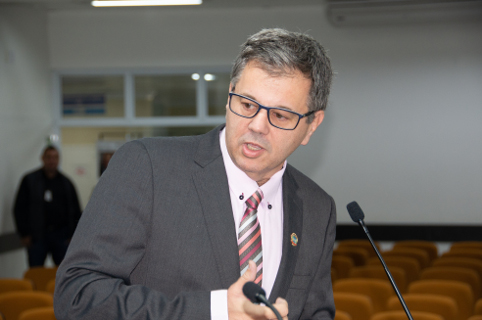Dr. Marcelo Rossi questiona qualidade do kit de insulina