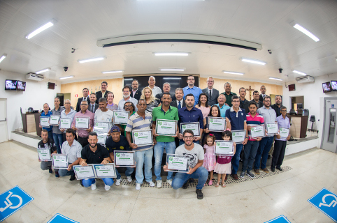 Destaques do Futebol Amador de Limeira são homenageados em Plenário
