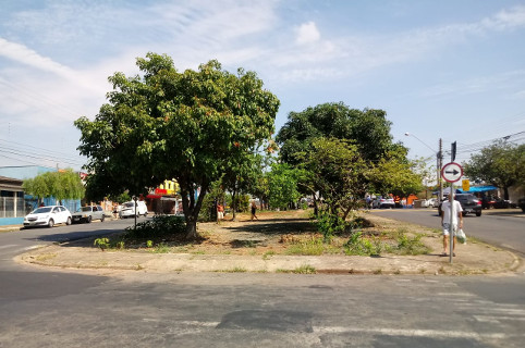 Vereador Marco Xavier solicita paisagismo na antiga base da Policia Militar