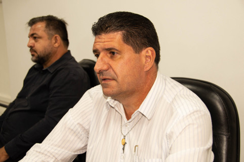 Helder do Táxi solicita melhorias em estrada da zona rural 