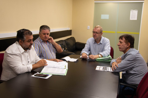 Dez projetos estão na pauta da sessão ordinária