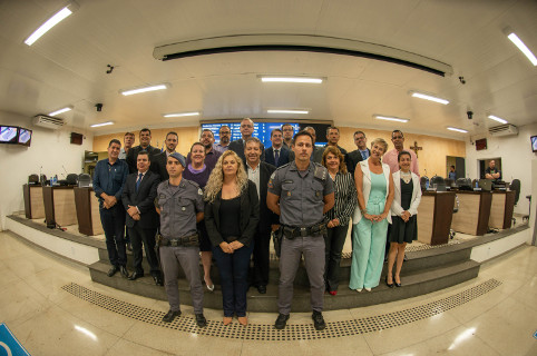 Vereadores aprovam moção de aplausos para policiais militares
