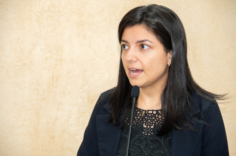 Carolina Pontes busca respostas sobre quantidade de partos