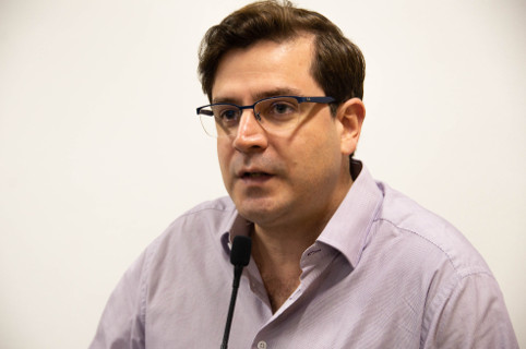 Vereador Dr. Rafael Camargo apresenta moção de protesto contra licitação do STF