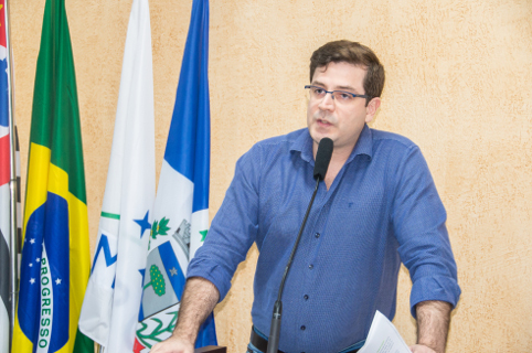 Projeto aprovado garante mais transparência à dispensação de medicamento  