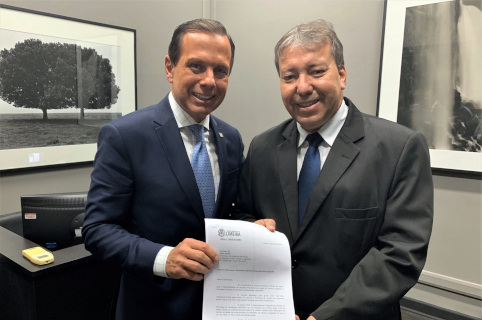Wagner Barbosa solicita recursos a Santa Casa e Humanitária ao governador