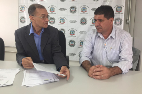 Vereador Helder do Táxi se reúne com secretário de Segurança Pública