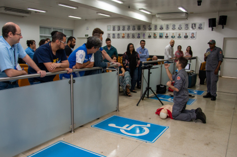 Servidores da Câmara participam de curso de primeiros socorros