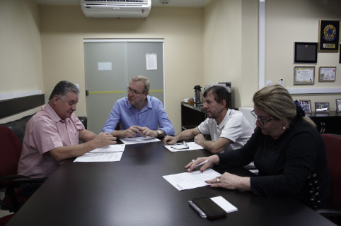 Próxima sessão tem sete projetos na pauta