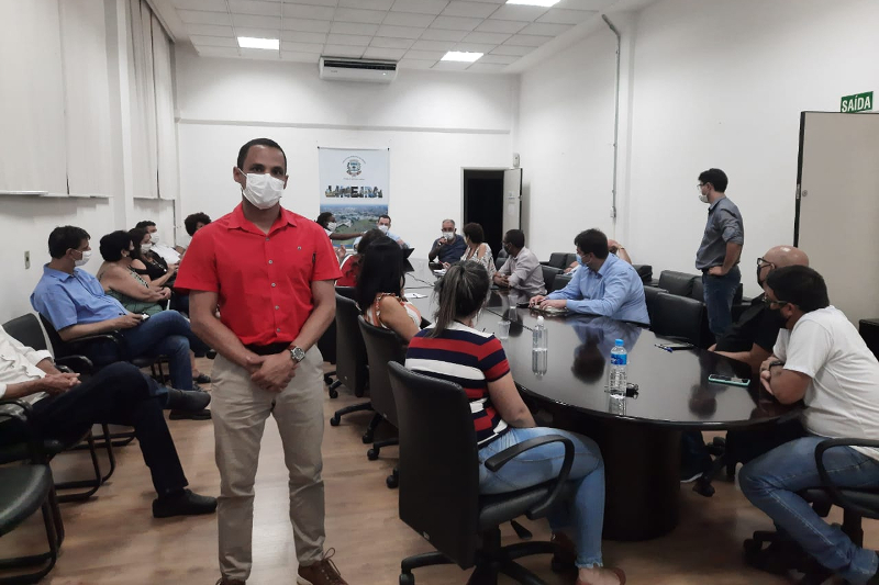 Everton Ferreira participa de reunião do Conselho Municipal de Saúde