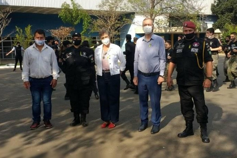 Presidente Sidney Pascotto acompanha aula inaugural preparatória para carreira militar