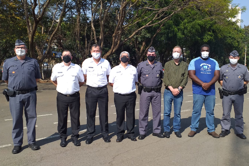 Sidney Pascotto participa de cerimônia em homenagem ao Dia do Soldado