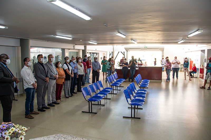 Presidente da Câmara e vereadores participam de inauguração da reforma da Policlínica