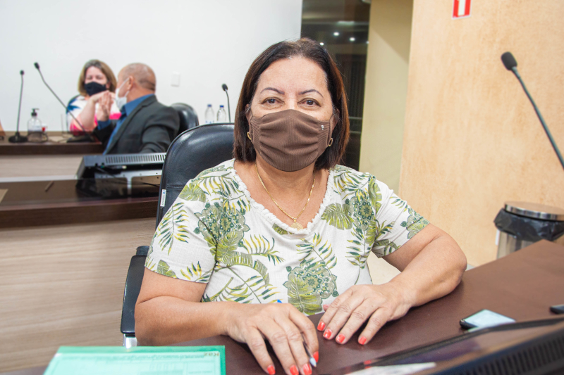 Câmara institui direito ao acesso à bengala verde para pessoas com baixa visão