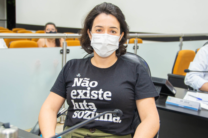 Projeto aprovado permite presença de doulas em maternidades e hospitais