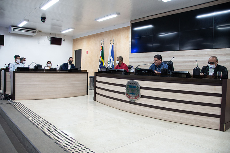 Comissão de Obras debate passarela na Anhanguera e asfalto na Estrada da Balsa