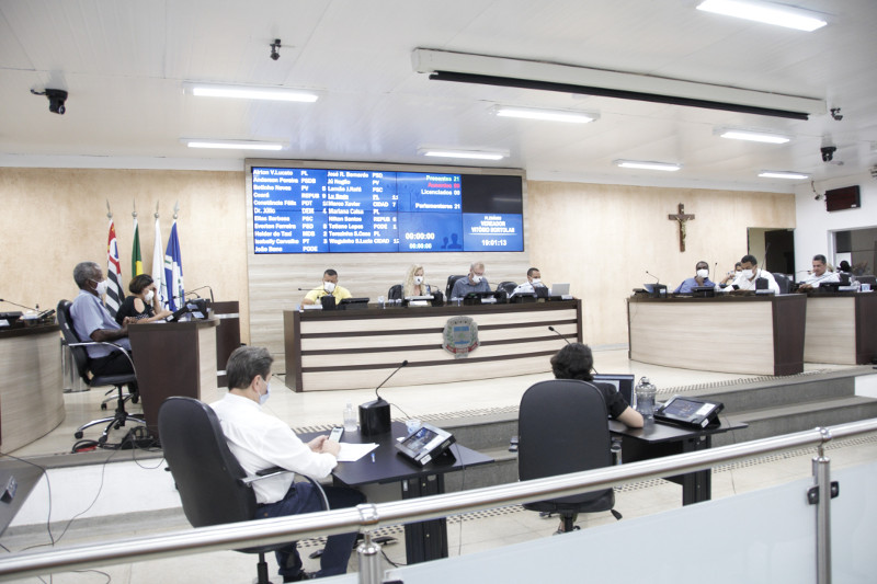 Sessão ordinária: seis projetos são aprovados nesta terça-feira (16/11)