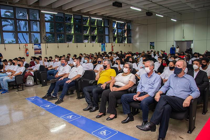 Presidente da Câmara participa de formatura de cursos automotivos do Ceprosom