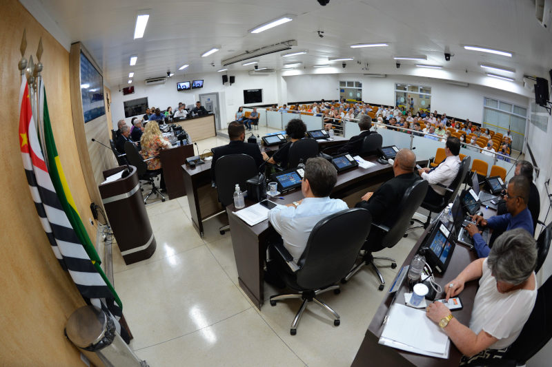 Câmara aprova Contas Municipais de 2019 e cinco projetos
