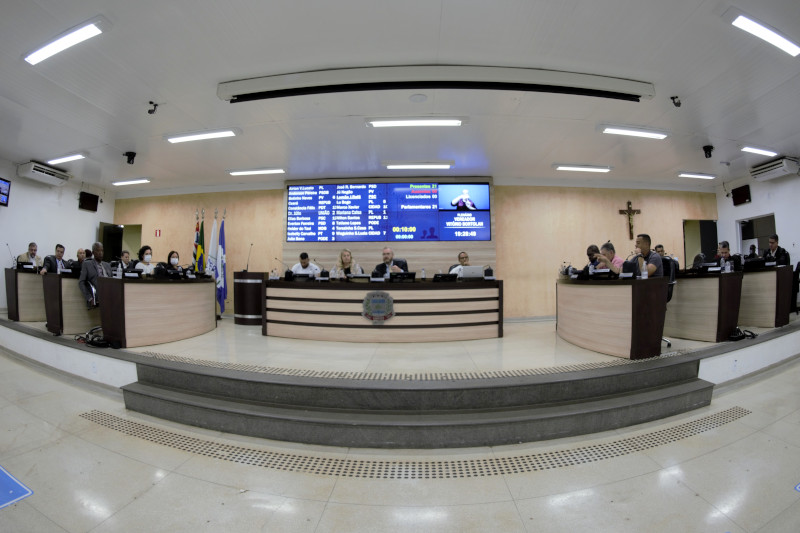 Câmara de Limeira aprova quatro projetos e rejeita um na sessão ordinária