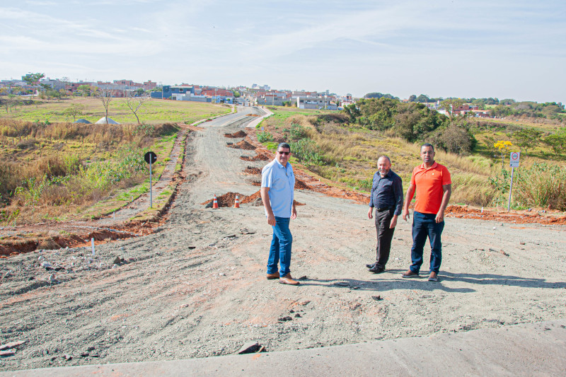 Comissão de Obras faz nova diligência no loteamento no Jardim Primavera