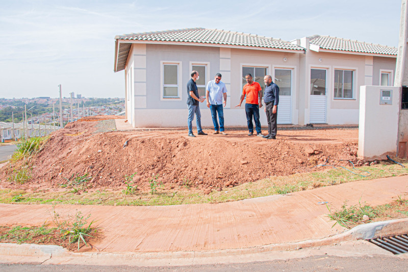 Comissão de Obras faz nova diligência no loteamento no Jardim Primavera