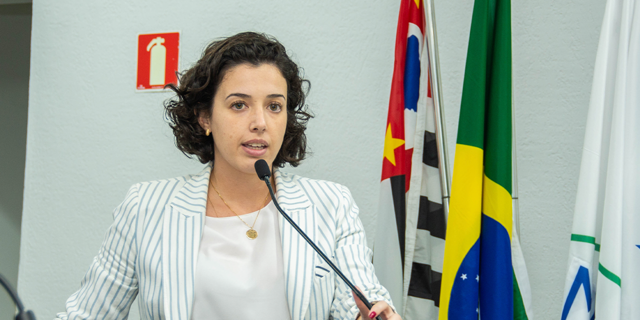 Mariana Calsa une forças com Tabata Amaral e pede aplicação do Provão Paulista no período noturno