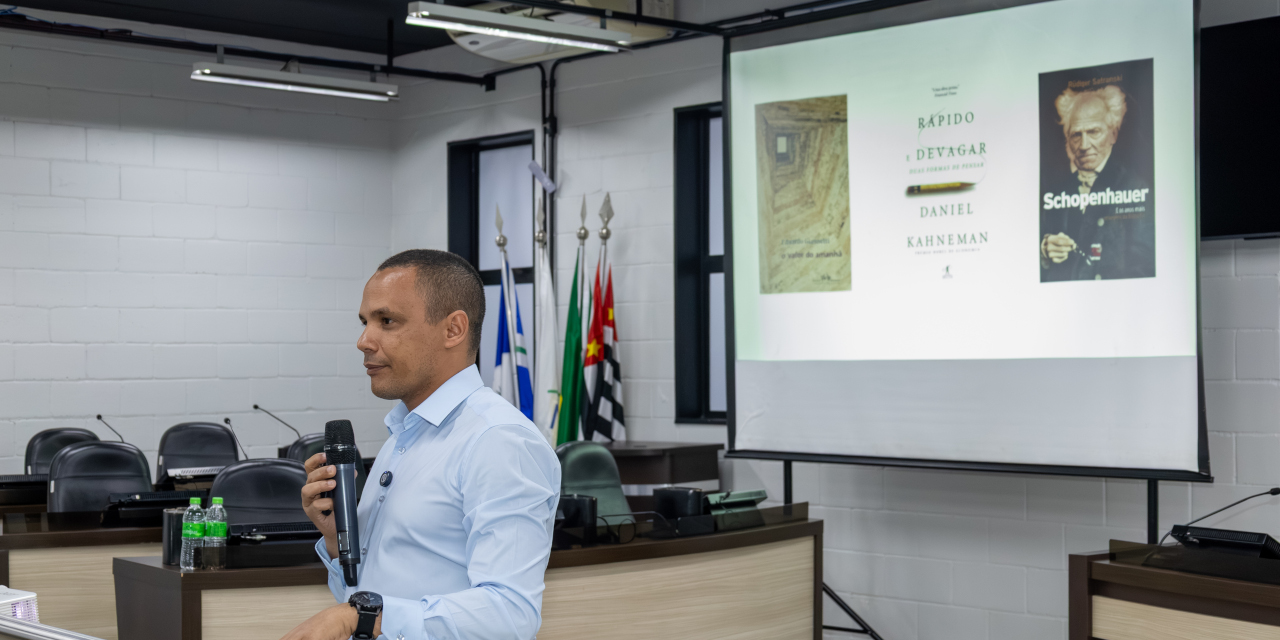 Escola Legislativa promove curso de Educação Financeira na Câmara de Limeira