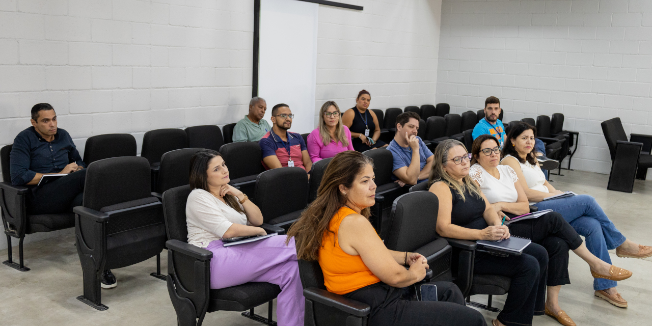 Câmara promove curso sobre uso de identidade institucional e formatação de documentos oficiais