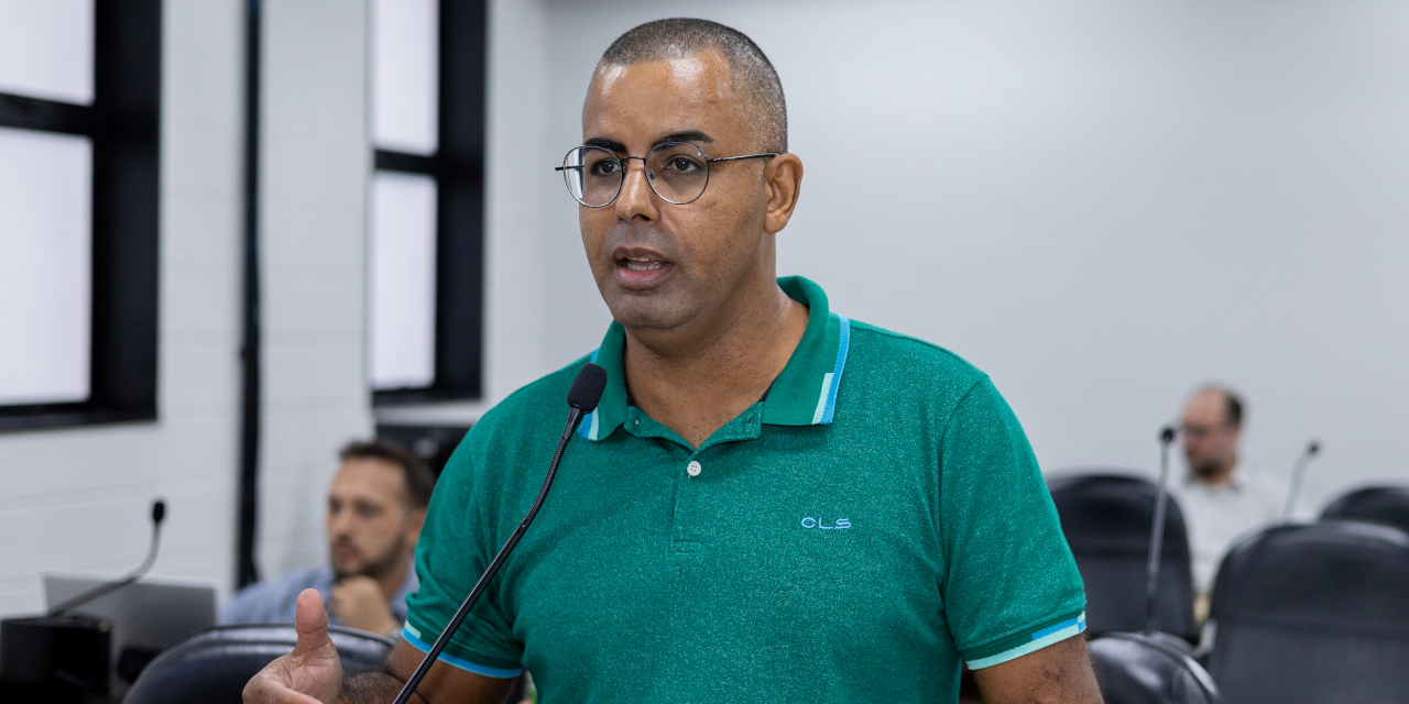 Substituição de lâmpadas é tema de requerimento de Waguinho da Santa Luzia