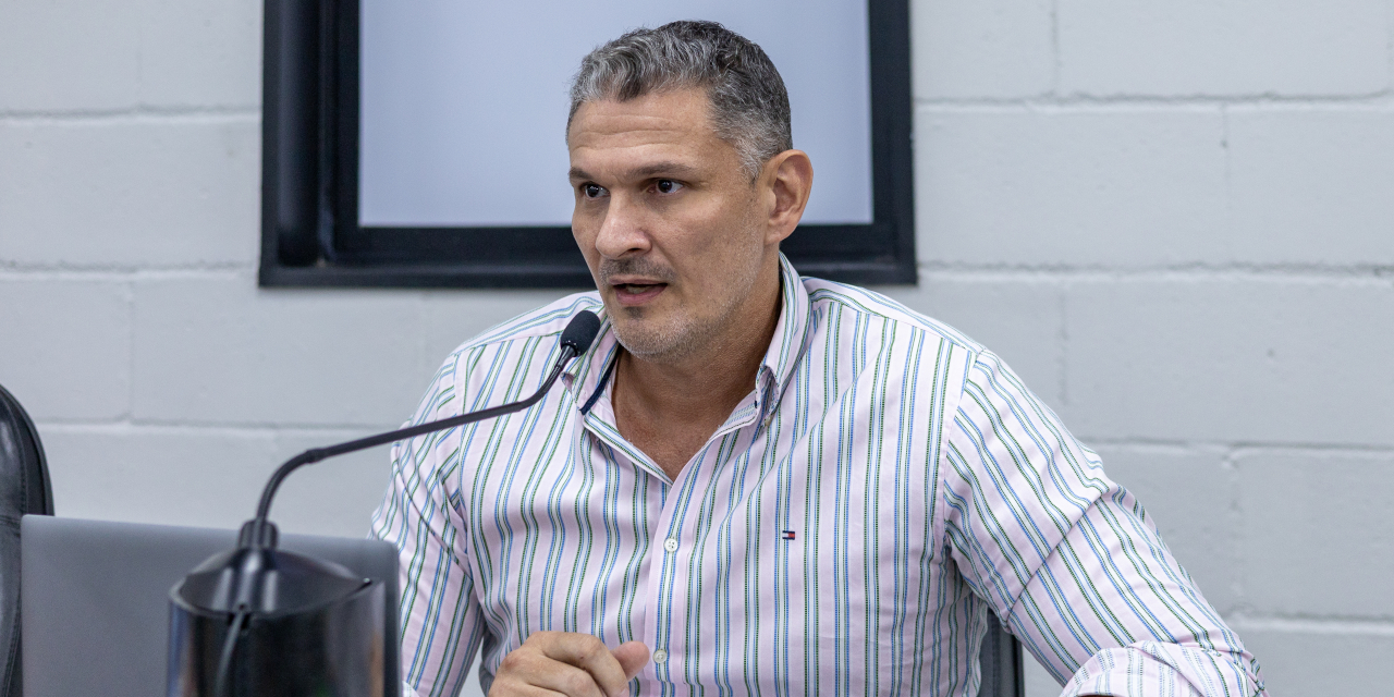 Costa Júnior destaca aprovação de projetos de incentivo ao esporte e combate à dengue nos primeiros 100 dias de mandato