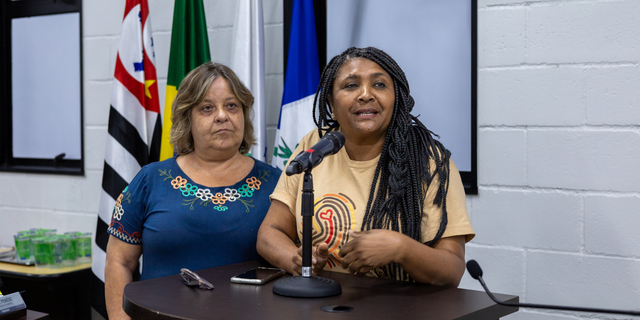 Eunice Lopes e Erika Monteiro falam sobre o pedido feito à Prefeitura para que não desconte dos servidores municipais os dias de paralisação pela greve e para que aceite a reposição das faltas