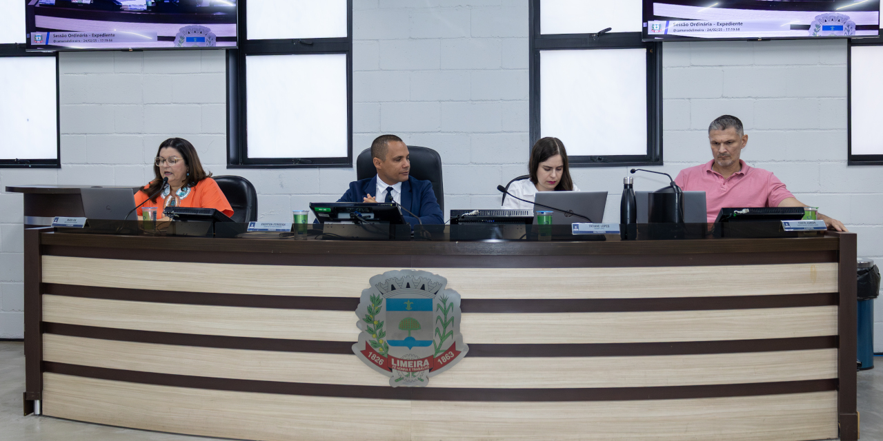 Câmara aprova projetos de reajuste dos servidores do Legislativo