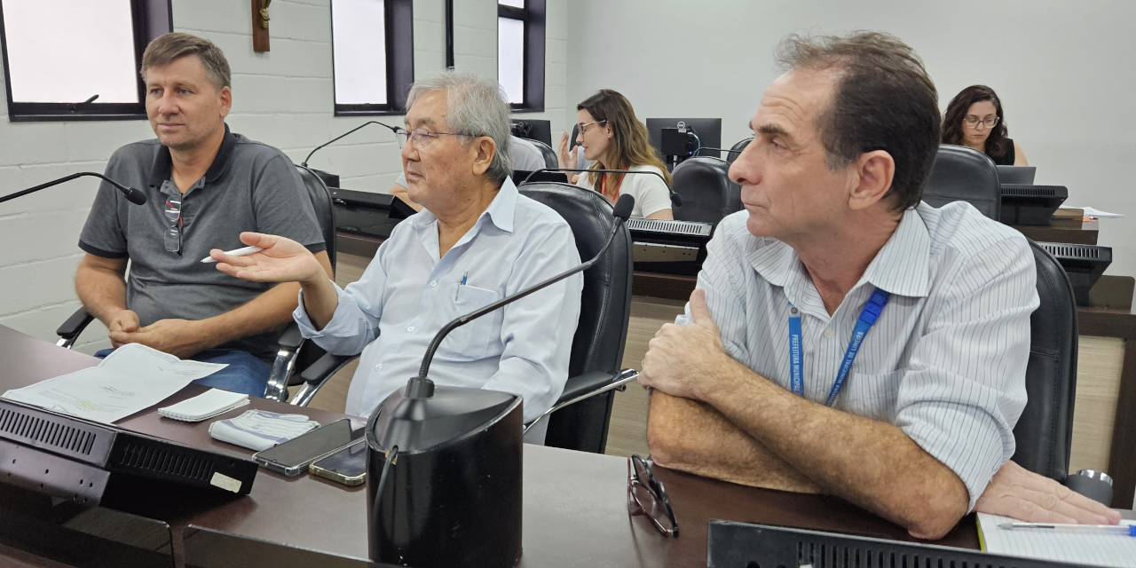 Representantes da Prefeitura falaram sobre ampliação dos pontos de descarte e andamento de licitação para serviço