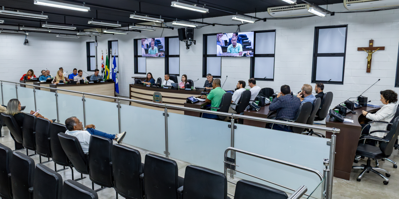 Câmara aprova contas municipais de 2021 e reestruturação da Prefeitura