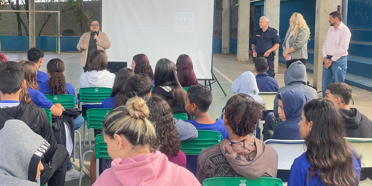 Câmara de Limeira promove palestra sobre bullying na Escola Luigino Burigotto
