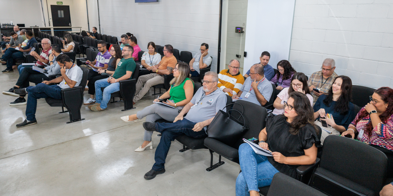 Vereadores e assessores do Legislativo participaram do debate